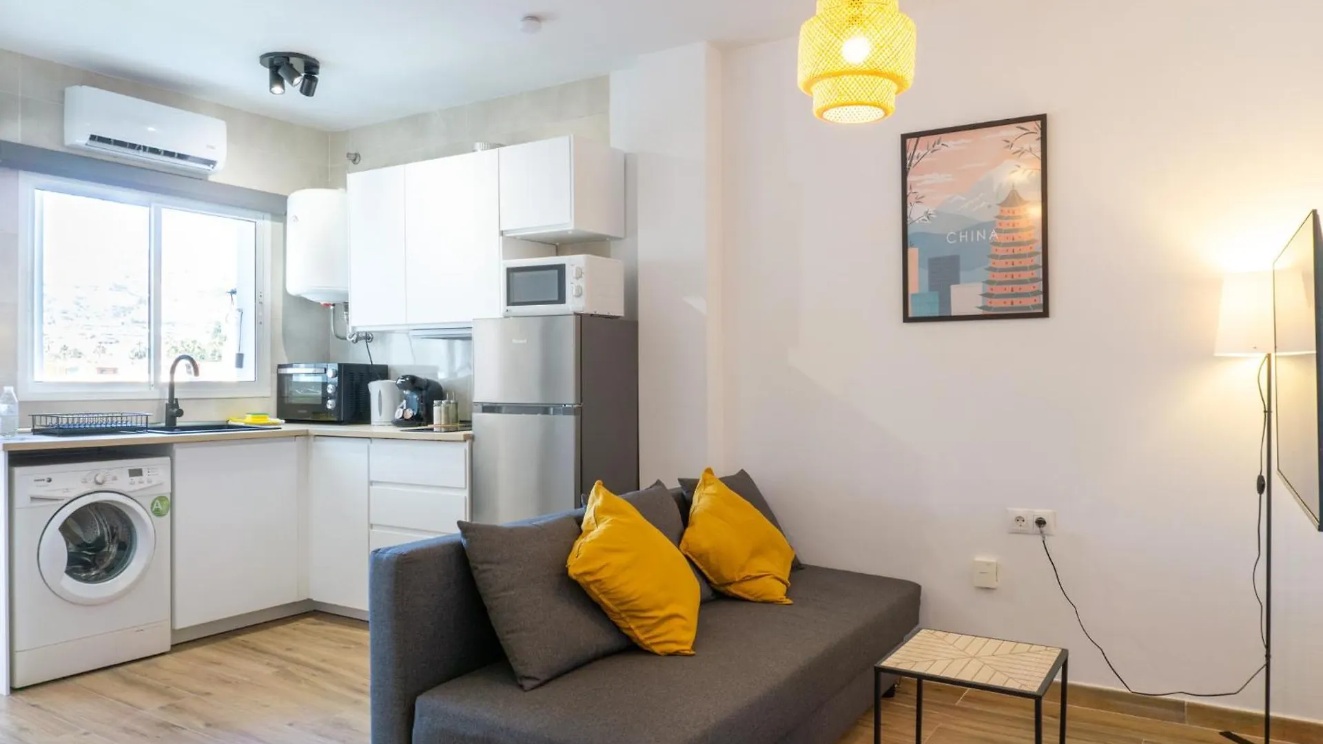 Apartamento Con Terraza En La Playa La Cala Del Moral