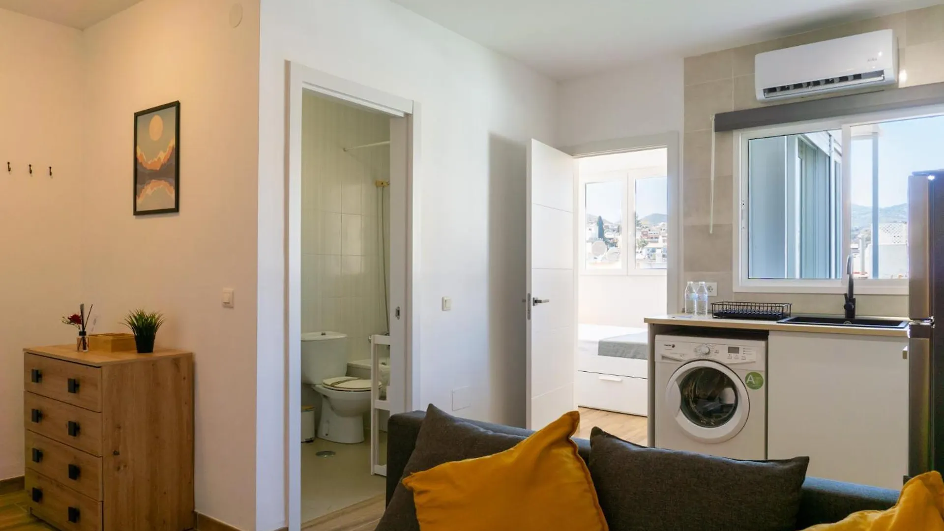 Apartamento Con Terraza En La Playa La Cala Del Moral Apartment